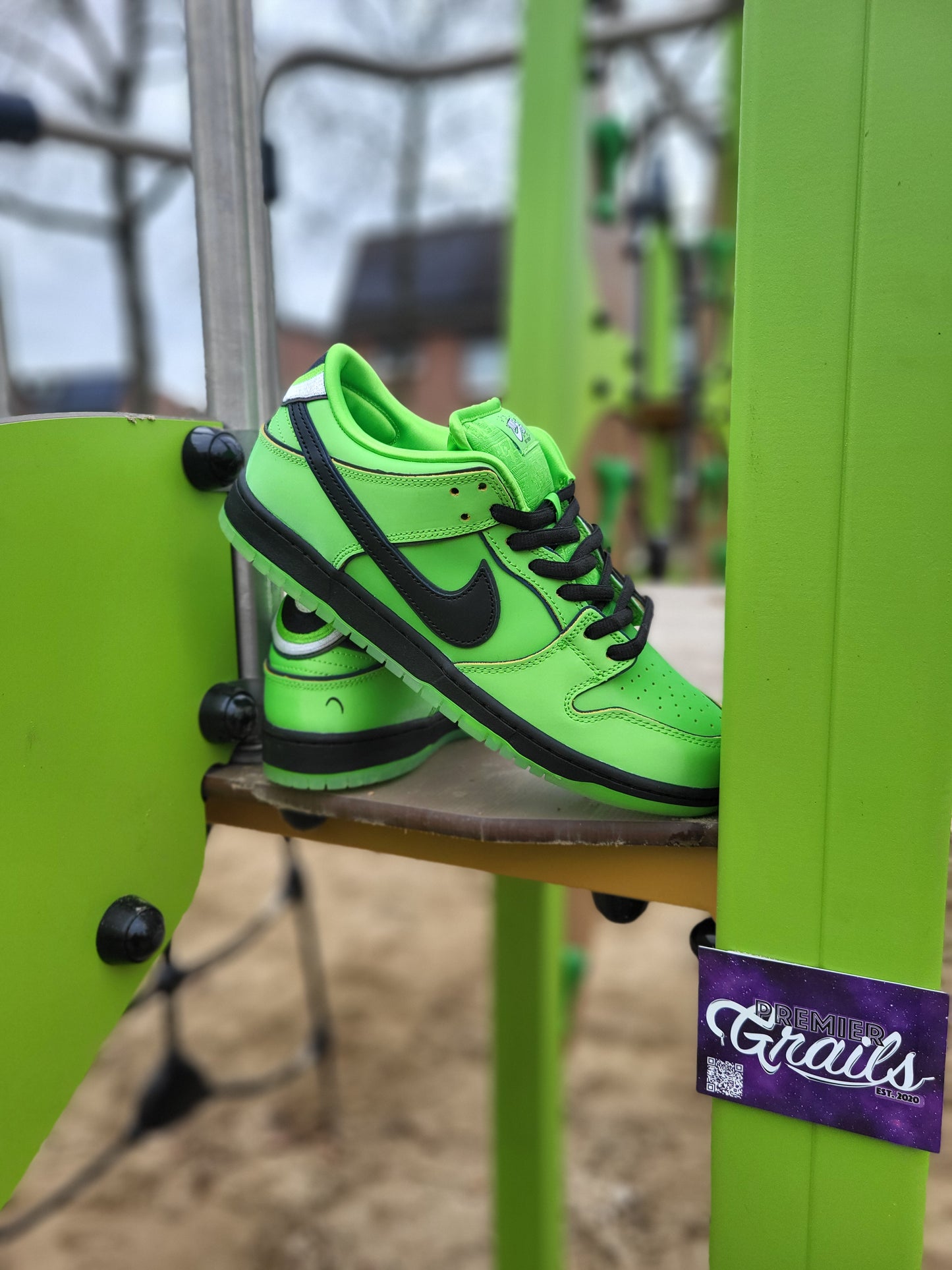 Nike SB Dunk Low x The Powerpuff Girls Buttercup