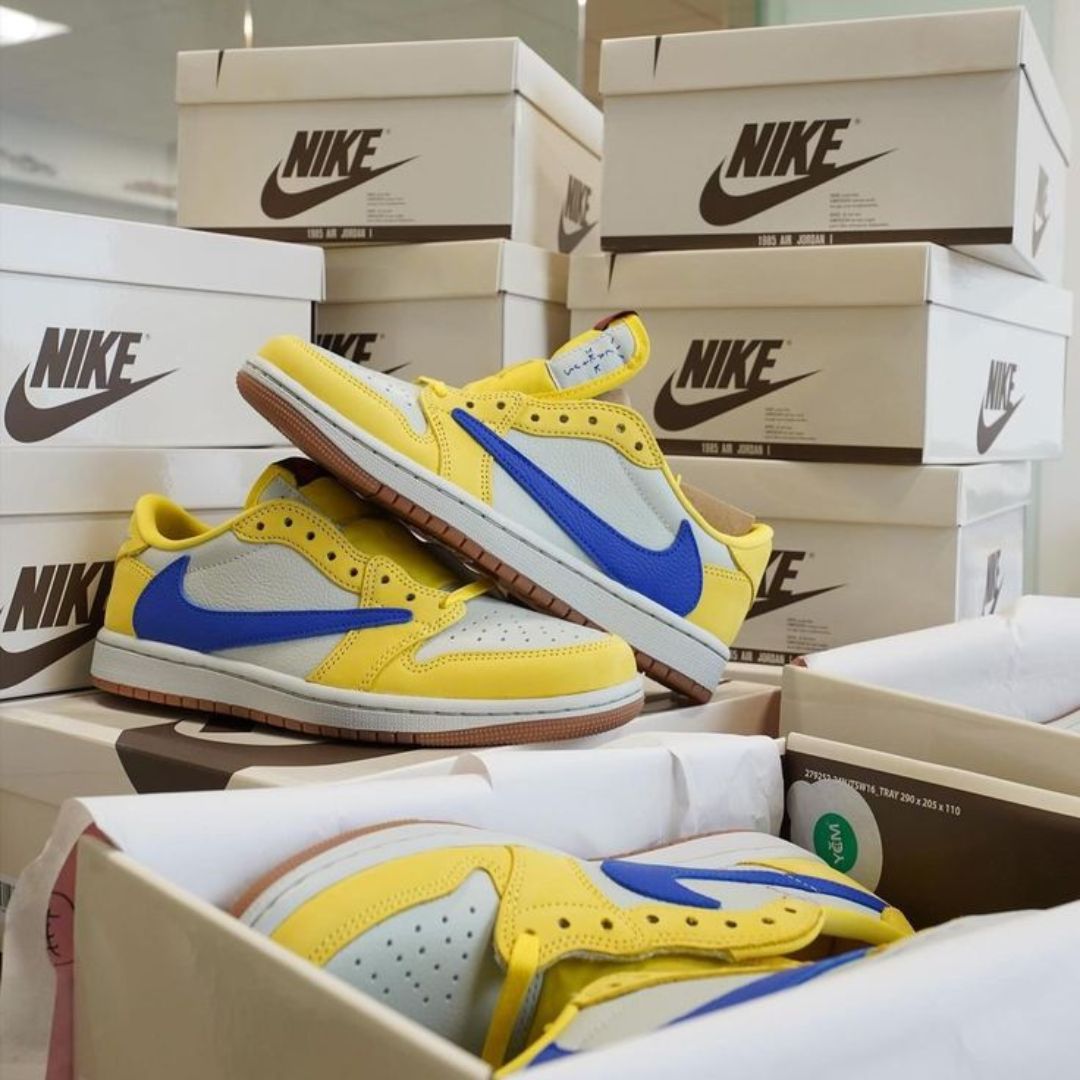 Air Jordan 1 Low Travis Scott Canary (W)