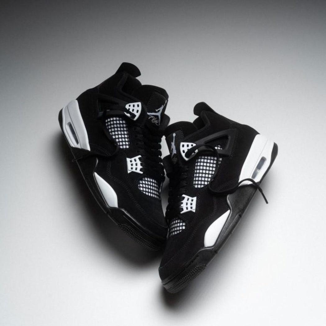Air Jordan 4 White Thunder