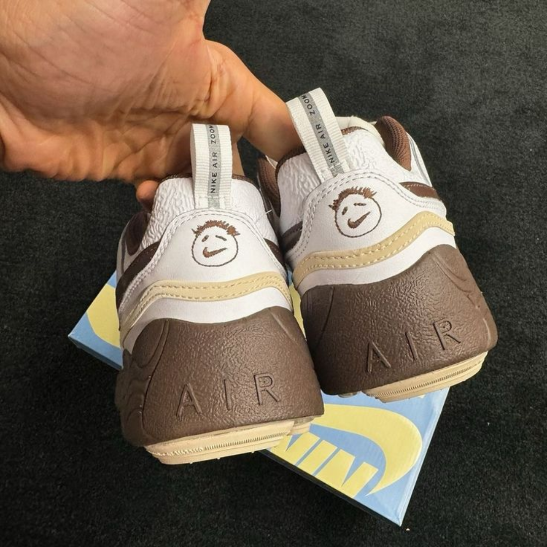 Nike x Travis Scott Zoom Field Jaxx Leche Blue sneaker