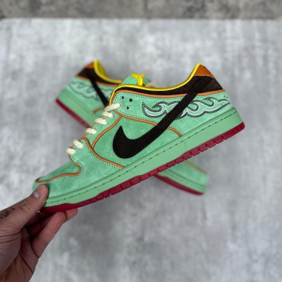 Nike SB Dunk Low 'Tourmaline': Een Ode aan de Zwarte Cowboys van het Wilde Westen