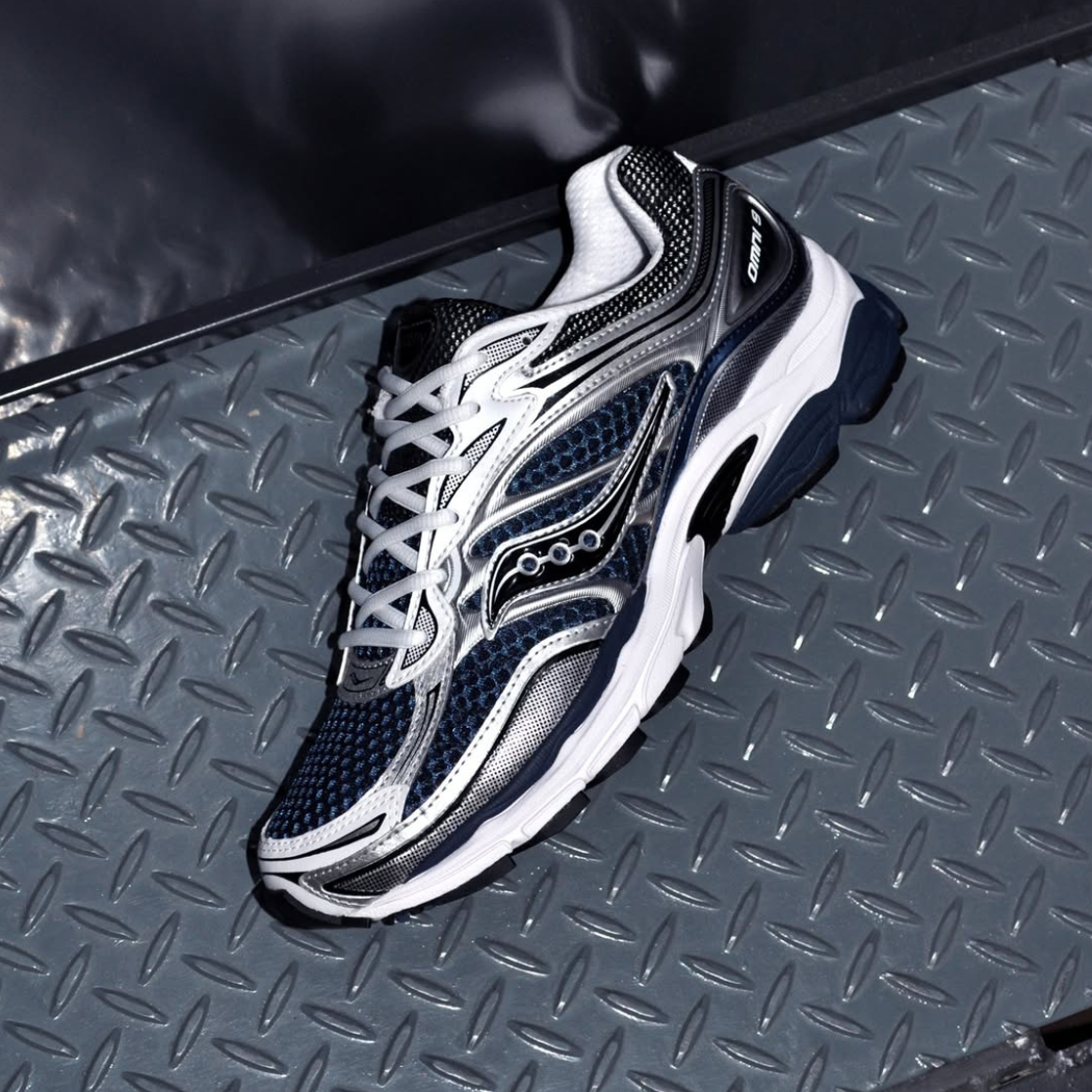 Saucony Deep Navy: waarom subtiel de nieuwe hype is
