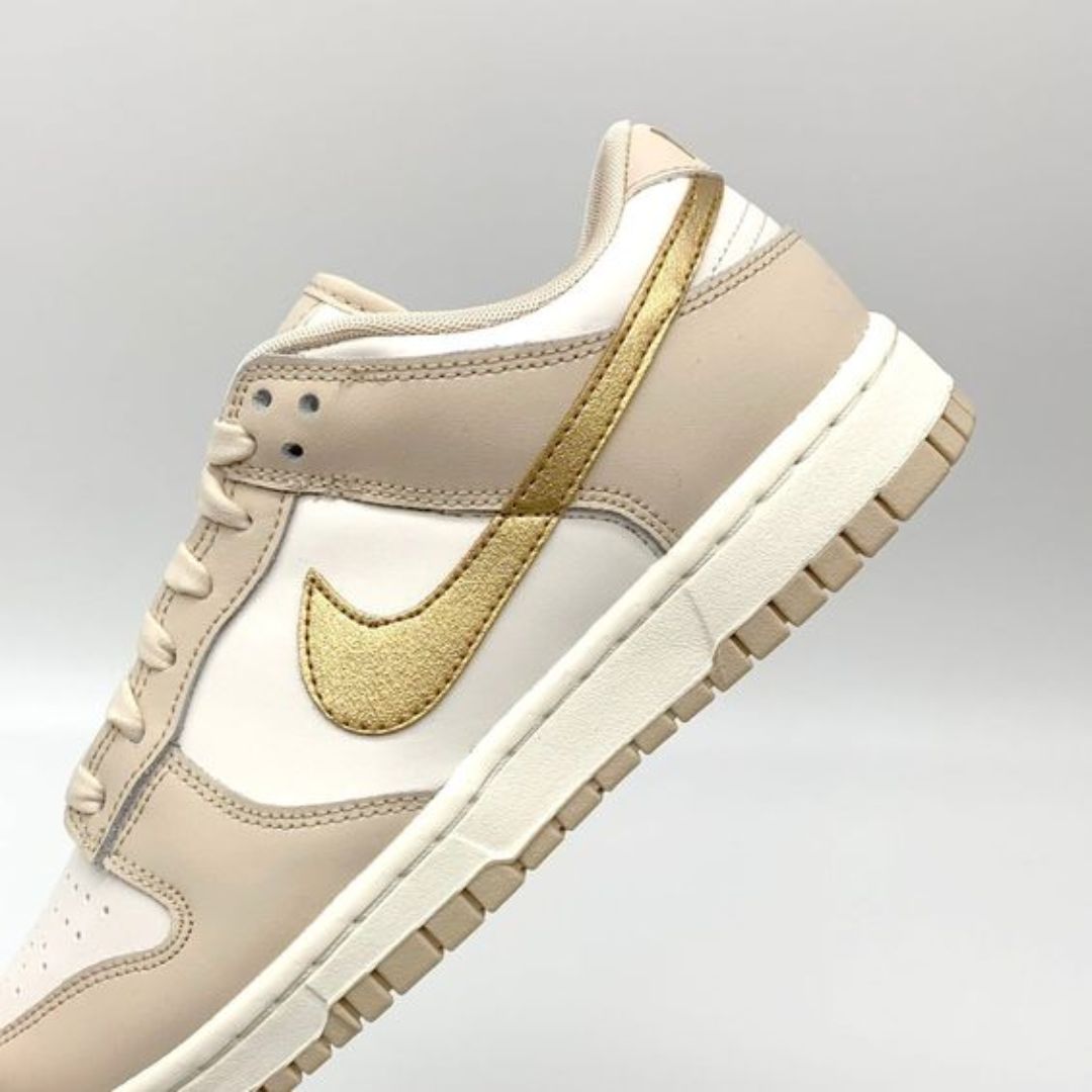 Nike Dunk Low Metallic Gold (W)