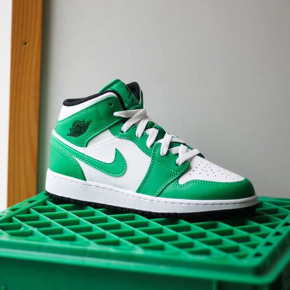 Air Jordan 1 Mid Lucky Green