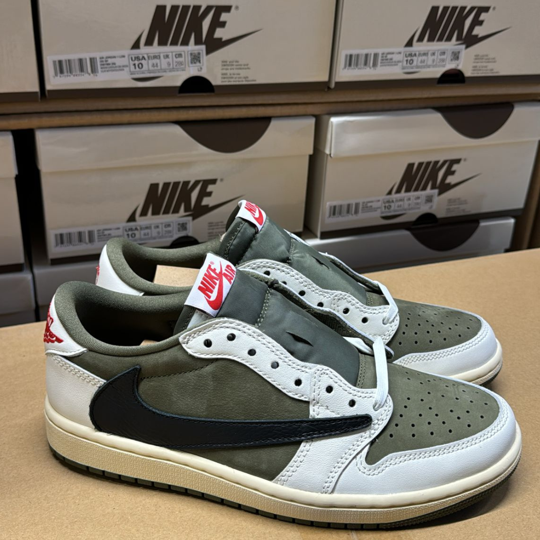 Air_Jordan_1_Low_Travis_Scott_Medium_Olive_3