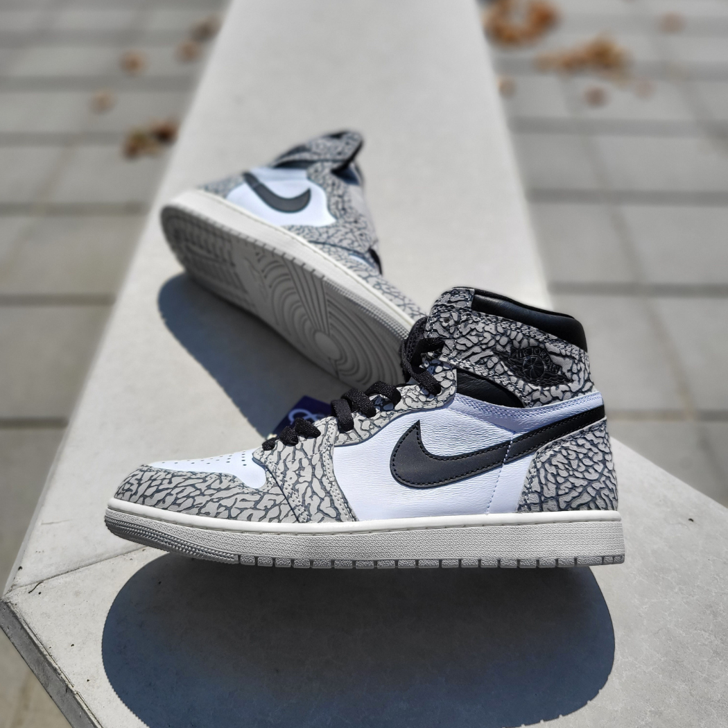 Air Jordan 1 White Cement - Premiergrails