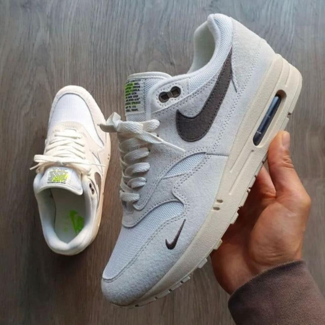 Nike Air Max 1 Sail Ironstone.