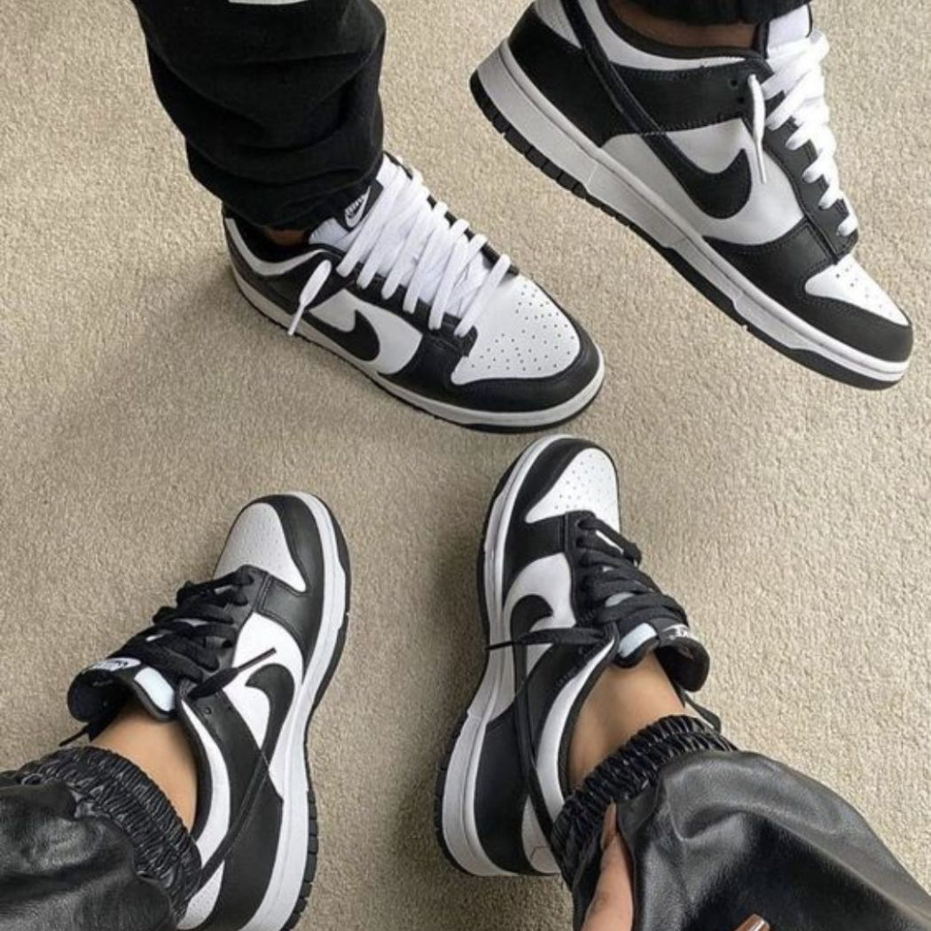 Nike Dunk Low Black White.