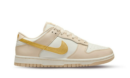 Nike Dunk Low Metallic Gold (W) - Premiergrails