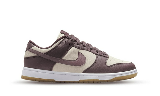 Nike Dunk Low Plum Eclipse (W) - Premiergrails