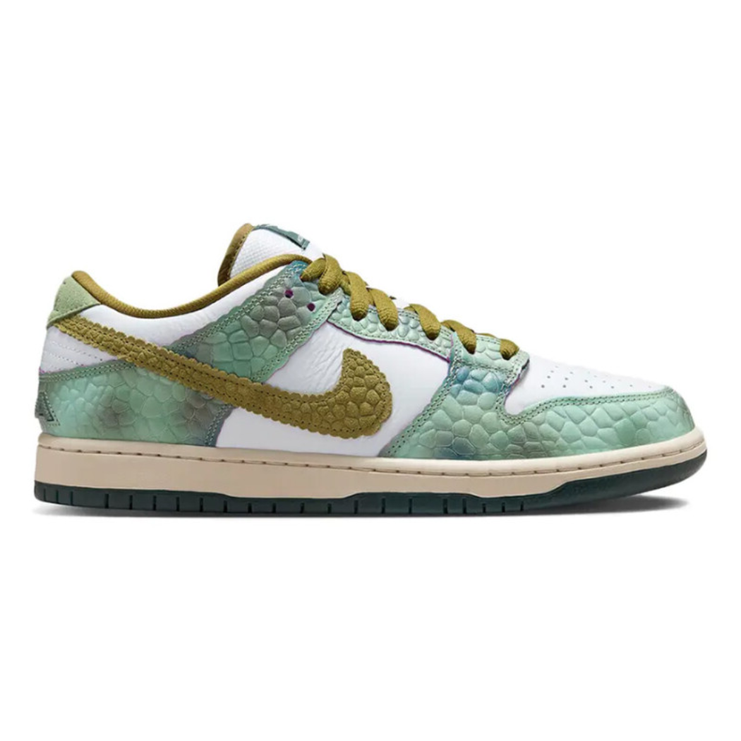 Nike_SB_Dunk_Low_Alexis_Sablone_Chameleon