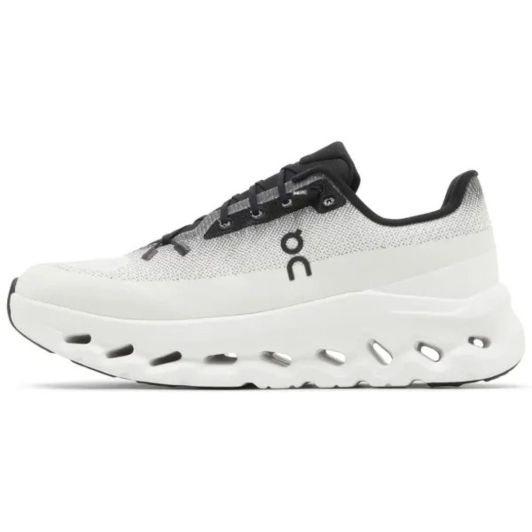 ON_Cloudtilt_Ivory_Black_2